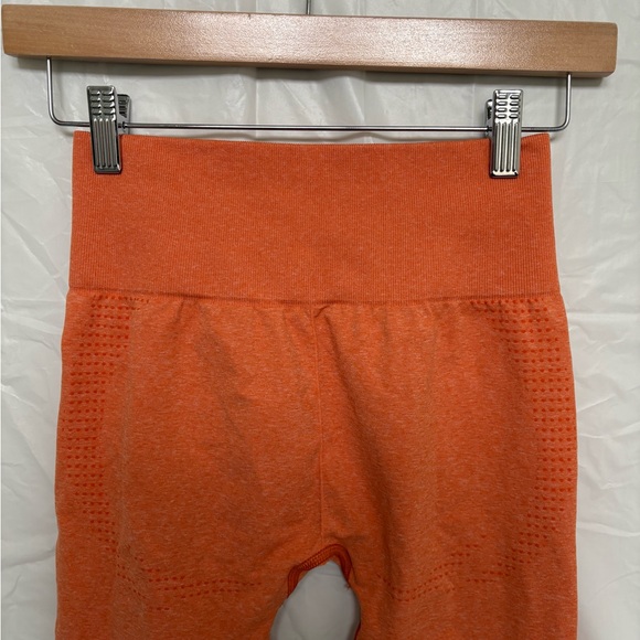NWOT Gymshark Vital Seamless 2.0 Leggings, Orange Apricot Marl, size small - Picture 8 of 9